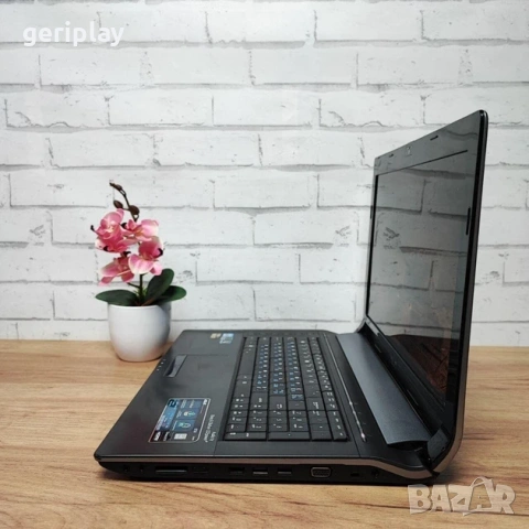 Голям и Бърз 17.3 Лаптоп ASUS с Intel Core i7 / 20Gb RAM / Видеокарта 2Gb / SSD + HDD, снимка 4 - Лаптопи за дома - 54714600