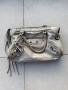 Чантата е в стил Balenciaga, но не е balenciaga, снимка 1