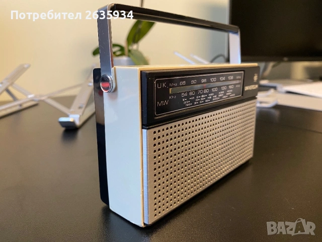 Рядък модел - Радио Universum - мини, снимка 3 - Радиокасетофони, транзистори - 54033734