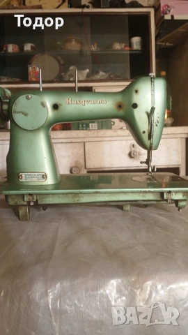 Продавам шевна машина Husqvarna typ18, снимка 2 - Шевни машини - 55250455