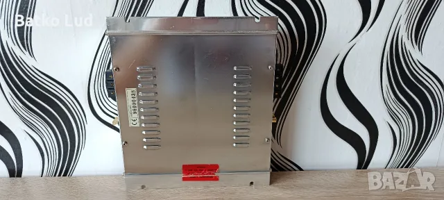 Усилвател Triton 300, снимка 9 - Ресийвъри, усилватели, смесителни пултове - 55338110