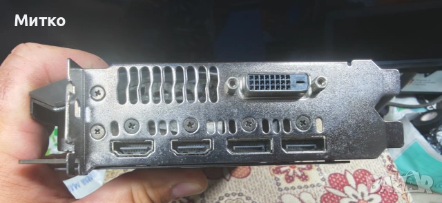 Видео карта ASUS ROG Strix GTX1060 6GB, снимка 5 - Видеокарти - 55260931