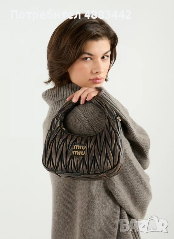 Черна чанта miu miu