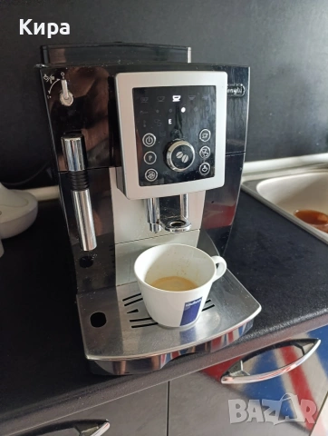 Кафемашина Робот Delonghi, снимка 2 - Кафемашини - 55042914