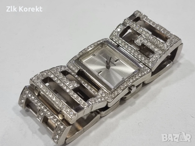 Дамски часовник Guess с кристали, снимка 2 - Дамски - 54357474