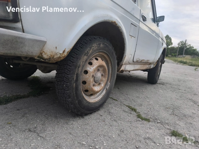Lada niva , снимка 7 - Автомобили и джипове - 55023197