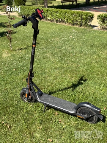 Тротинетка Ninebot f2 pro в отлично състояние