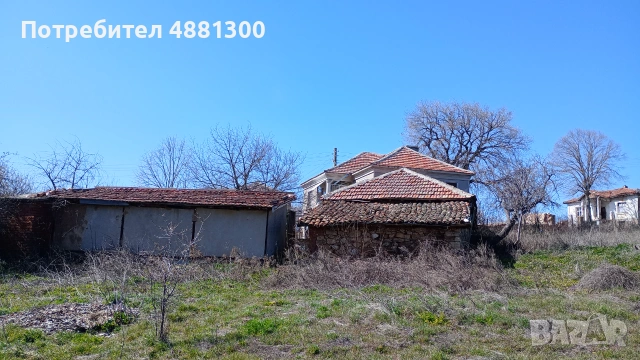Продавам двуетажна къща в с. Младиново, общ. Свиленград, снимка 11 - Къщи - 55230346
