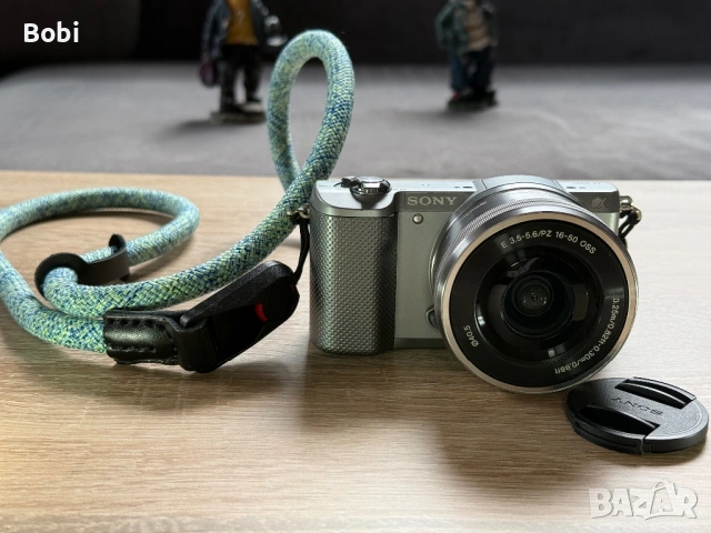 Sony Alpha A5000 + 16-50mm OSS