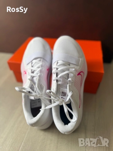 Дамски маратонки Nike MC trainer 2, снимка 2 - Маратонки - 54607341
