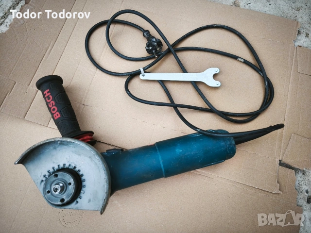 Ъглошлайф Bosh GWS 125-1400 вата, снимка 4 - Ъглошлайфи - 54948072