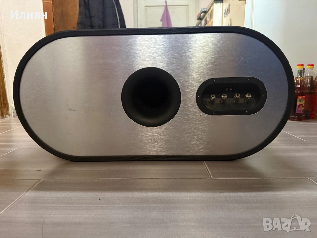 Бас каса Blaupunkt vb1000  с усилвател, снимка 2 - Аудиосистеми - 55236036