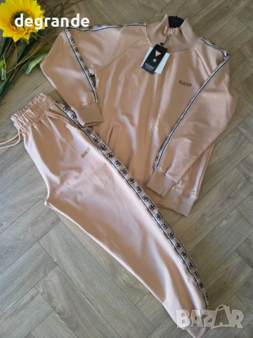 🎀Дамски Комплект Guess