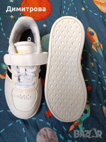 Детски маратонки Adidas 31 номер , снимка 2 - Детски маратонки - 54995723