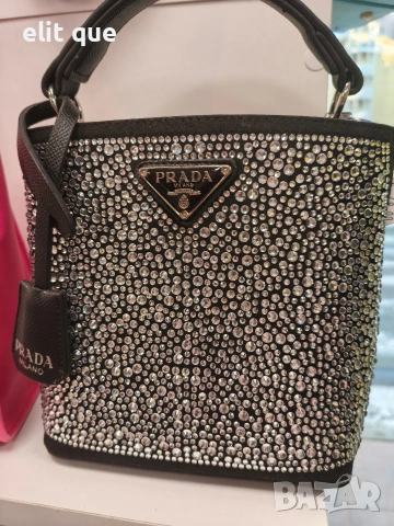 чанта с камъни prada