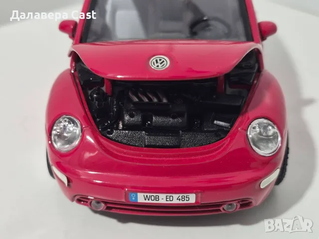 1/24 Volkswagen New Beetle Bburago Italy , снимка 4 - Колекции - 55426924