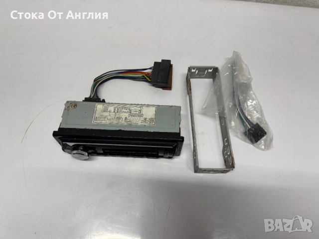 Радио за кола CD , снимка 2 - Радиокасетофони, транзистори - 49544402