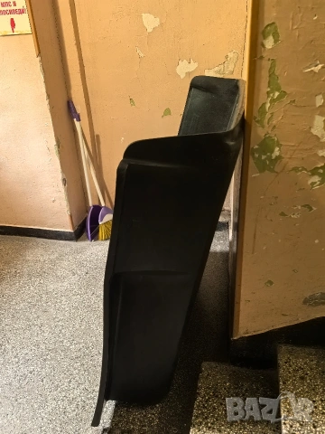 Стелка за багажник Mercedes gl x164 x166, снимка 4 - Аксесоари и консумативи - 54391028