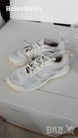 Маратонки Adidas , снимка 7 - Спортни обувки - 54239517