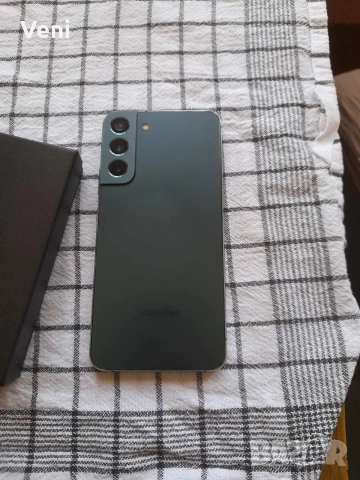 Самсунг s22 plus Резервиран