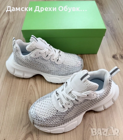 Дамски бели маратонки с камъни , снимка 11 - Маратонки - 55144653