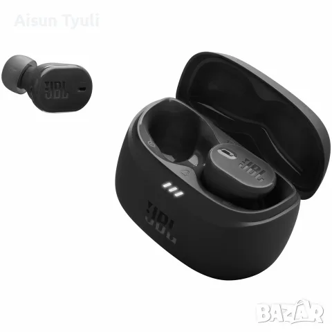 безжичните слушалки JBL Tune Buds 2 в черен цвят.