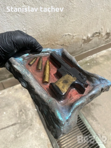 Топ подарък изработен от работилницата с епоксидна смола 