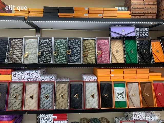 портмонета в кутия Louis Vuitton Karl legenfeld guess prada mcm Gucci Karl legenfeld , снимка 9 - Портфейли, портмонета - 55237169