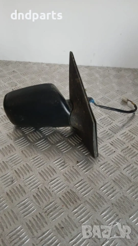 Дясно огледало Toyota Yaris 2002