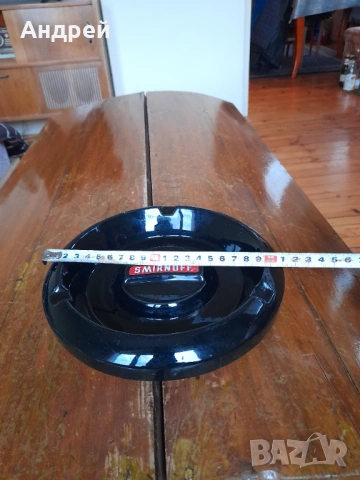 Стар пепелник Smirnoff, снимка 3 - Други ценни предмети - 54009143