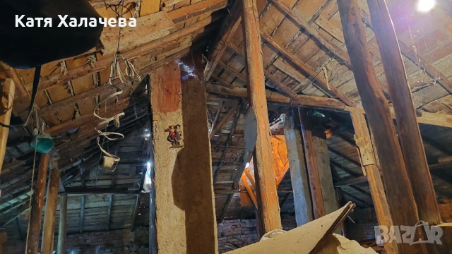 Представяме за продажба Самостоятелна Къща на 2 етажа в центъра на Балчик - на 3 минути от алеята.  , снимка 9 - Къщи - 54379416