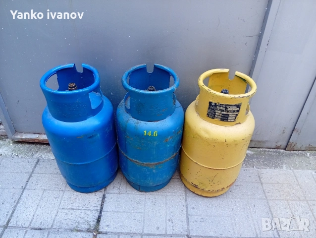 Газови бутилки голямо