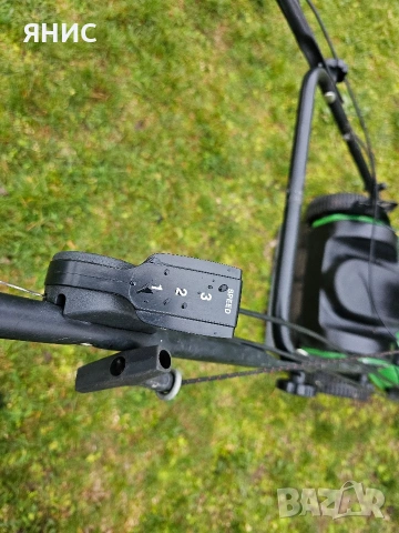 САМОХОДНА КОСАЧКА JOHN DEERE, КАТО НОВА. , снимка 13 - Градинска техника - 54000959