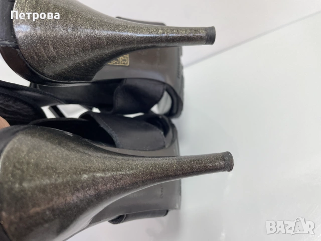 Кожени сандали Burberry 37 Оригинал, снимка 5 - Сандали - 54709442