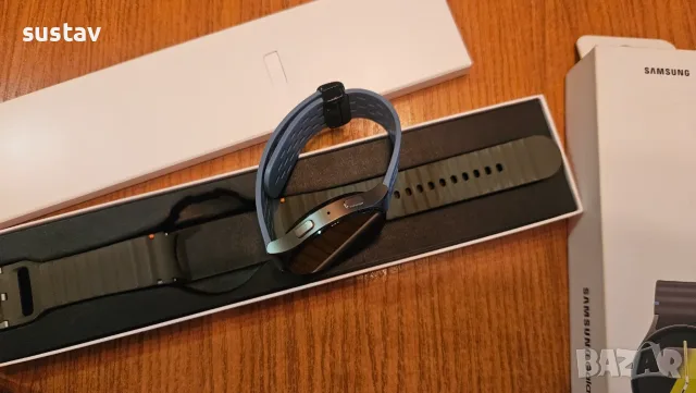 Samsung Galaxy Watch 7 44 mm с гаранция, снимка 2 - Смарт часовници - 55532310