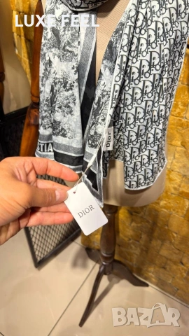 Dior ⚜️ Chanel ⚜️ Hermes ⚜️Дамски Шалове, снимка 4 - Шалове - 54780360