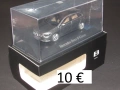 1:43 Herpa Mercedes-Benz B-Class (W247) 2018 сива и бяла, снимка 3