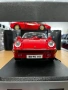 Колекционерки модел метална количка MAISTO PORSCHE 911 SPEEDSTER 1989 1:18 88.01 лв. / 45 €, снимка 5