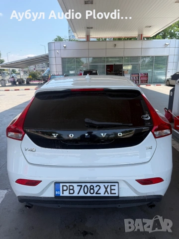 Volvo V40 T4 Turbo Benzin 180кс., снимка 2 - Автомобили и джипове - 55016536