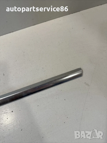 Декоративна хромирана лайсна за долно задно дясно стъкло за Volvo V70 2.0 TDI (2012), снимка 2 - Части - 54125480