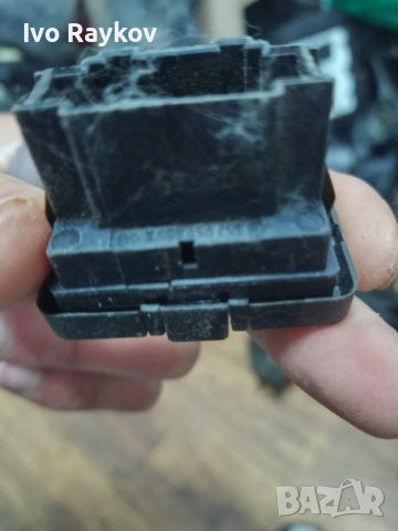 Бутони Ел. Стъкла за Volkswagen PASSAT (1989 - 1993) , 357959855K, снимка 4 - Части - 54166151