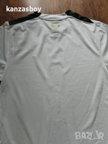nike total 90 - страхотна мъжка тениска КАТО НОВА L, снимка 4 - Тениски - 54948500