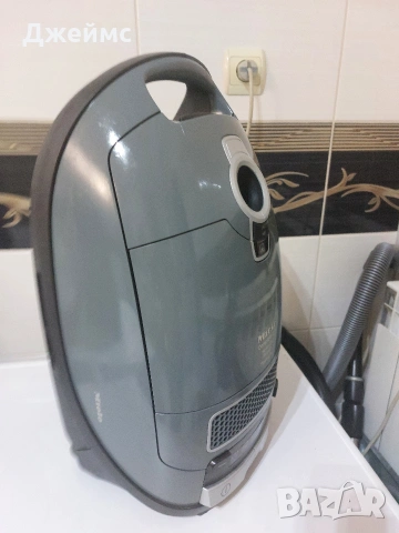 Прахосмукачка Miele Complete C3 Series 120, снимка 6 - Прахосмукачки - 54862880