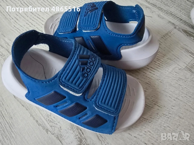 Сандали adidas 