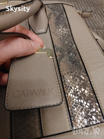 Дамски чанти големи, снимка 8 - Чанти - 53971533