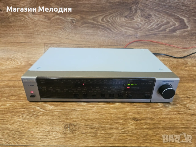 Тунер Респром Т 202 – Аналогово съвършенство и ретро чар., снимка 2 - Декове - 54438547