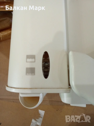 Резервоар за химическа тоалетна Dometic 976 / 975 (18.9 л) – Внос от Германия, снимка 6 - Аксесоари и консумативи - 55104062