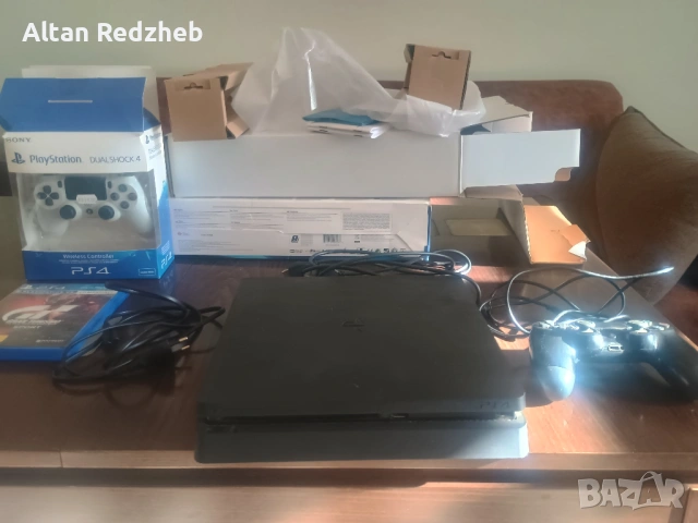 Play station 4 1TB 2 Joystick + GT, снимка 3 - PlayStation конзоли - 54629258