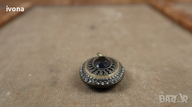 Красиво бронзово старо колие, снимка 3 - Колиета, медальони, синджири - 54368229