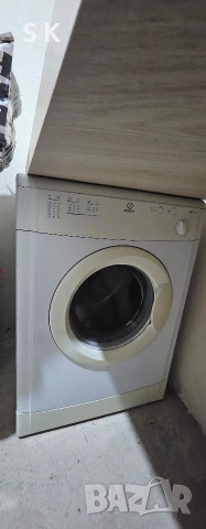Сушилня Indesit 6 кг, снимка 2 - Сушилни - 54745389